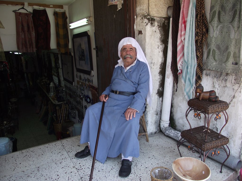 Man in in traditional Druze clothing